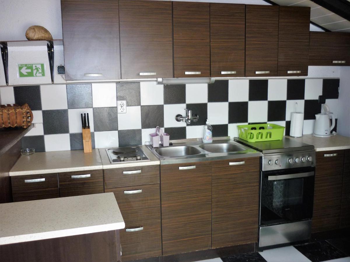 Apartmani Andrija Jezera Ngoại thất bức ảnh